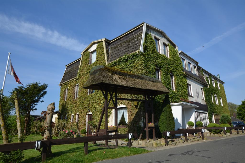 Hotel Garni Deichgraf 比苏姆 外观 照片