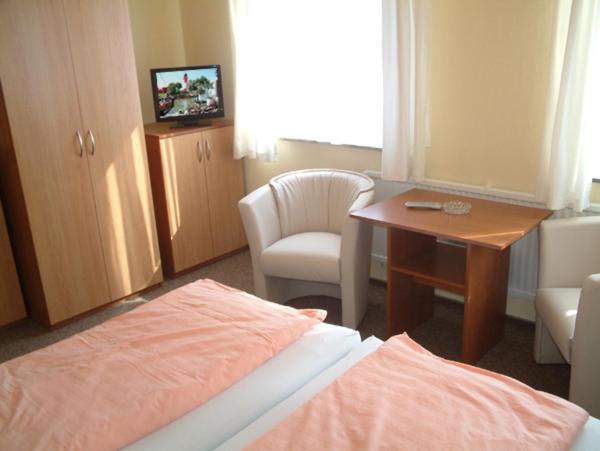 Hotel Garni Deichgraf 比苏姆 外观 照片